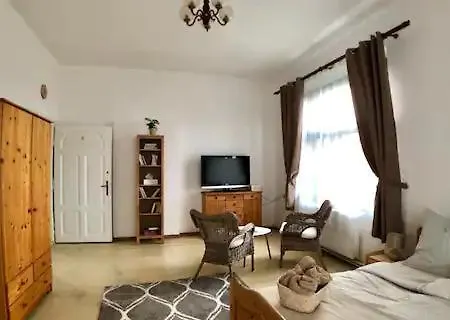 E Landisch Hotel *