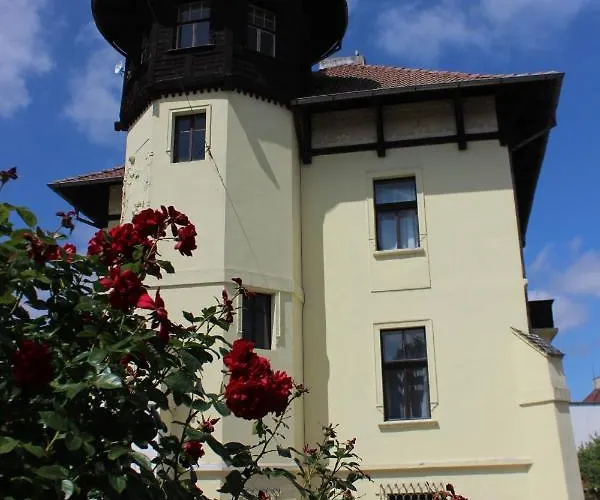 Hotel E Landisch Chomutov